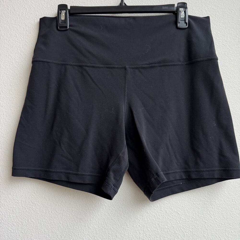 Lululemon Classic Black High Rise 6” Align Biker Shorts Size 14 Nulu Fabric